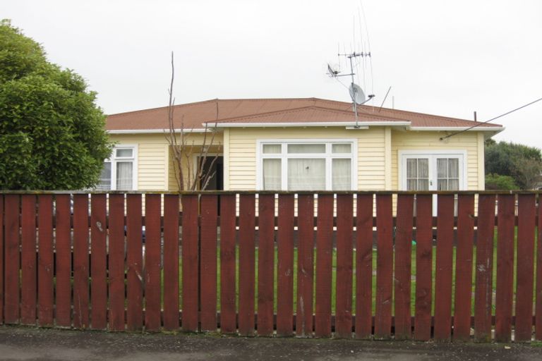Photo of property in 606 Queen Street East, Levin, 5510