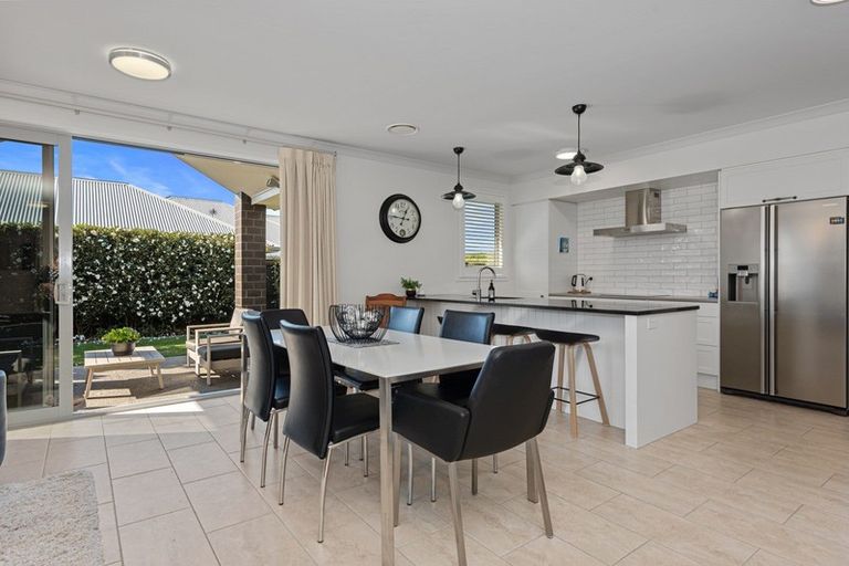 Photo of property in 10 Te Huia Drive, Flagstaff, Hamilton, 3210