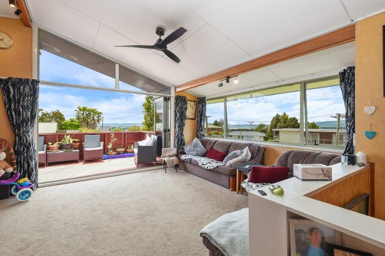 Photo of property in 14 Rostrevor Place, Tihiotonga, Rotorua, 3015