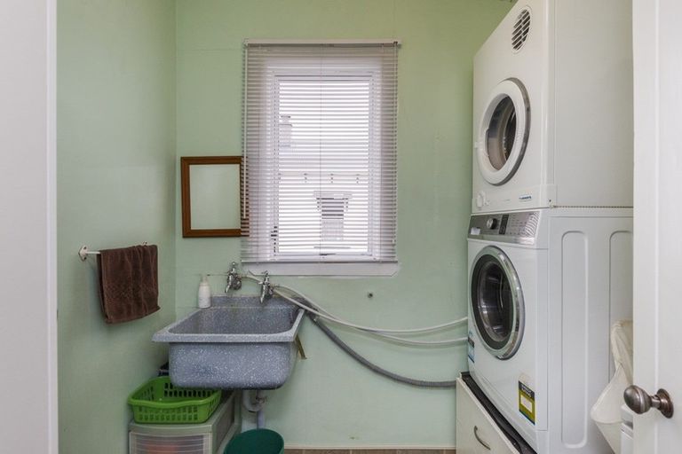 Photo of property in 4 Wellington Street, Feilding, 4702