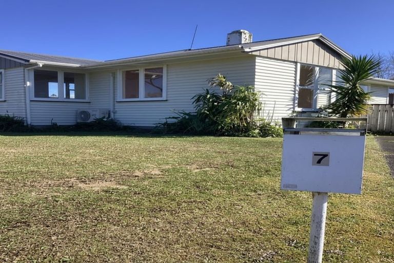 Photo of property in 540 Paremoremo Road, Paremoremo, Auckland, 0632