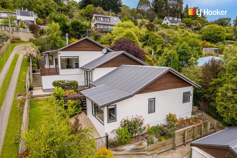 Photo of property in 72 Hocken Street, Kenmure, Dunedin, 9011