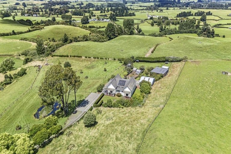 Photo of property in 79 Lincoln Road East, Everett Park, Inglewood, 4389