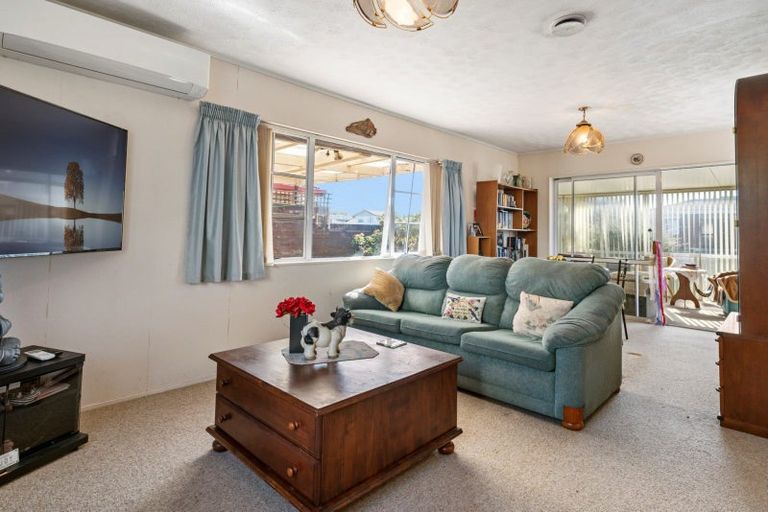 Photo of property in 1 Marwood Place, Mount Maunganui, 3116