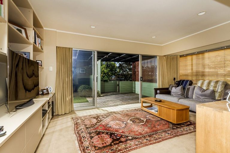 Photo of property in 275 Beach Road, Campbells Bay, Auckland, 0630