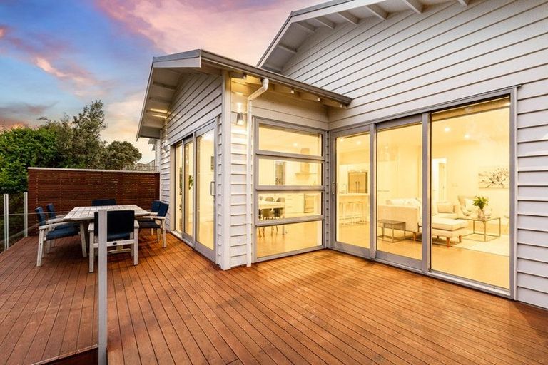 Photo of property in 3 Steyne Avenue, Plimmerton, Porirua, 5026