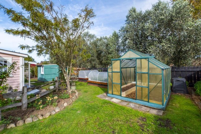 Photo of property in 10 Cotter Street, Greytown, 5712