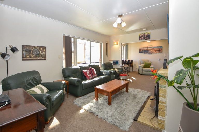 Photo of property in 481 High Street South, Carterton, 5713