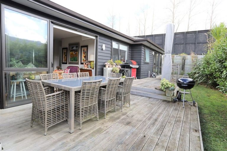 Photo of property in 13 Ahorangi Road, Silverdale, 0932