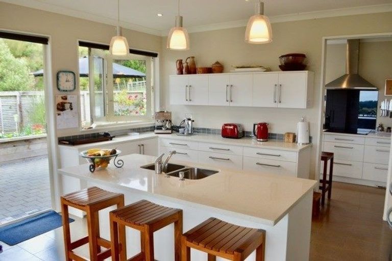 Photo of property in 99 Mickell Road, Hautere, Otaki, 5582