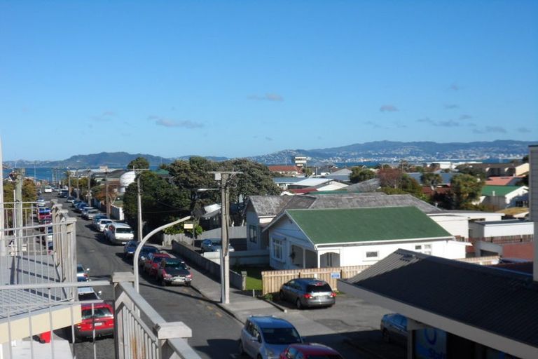 Photo of property in 38-50 Bay Street, Petone, Lower Hutt, 5012