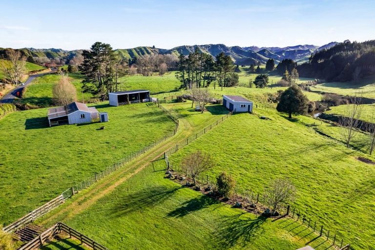 Photo of property in 2625 Ohura Road, Strathmore, Stratford, 4392