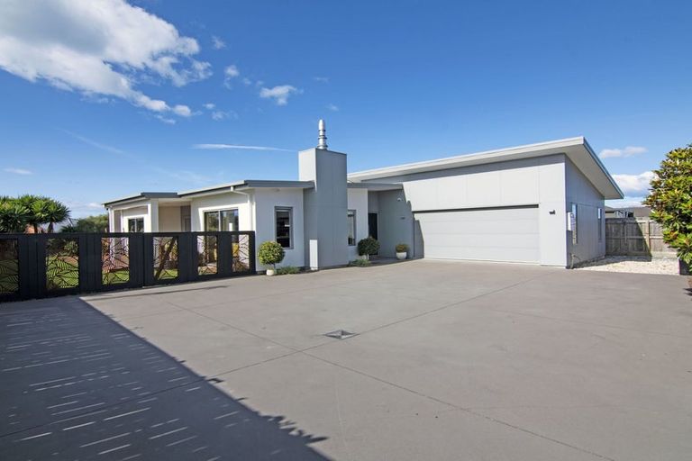 Photo of property in 7 Memorial Drive, Motueka, 7120
