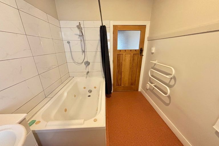 Photo of property in 50 Sullivan Avenue, Woolston, Christchurch, 8023