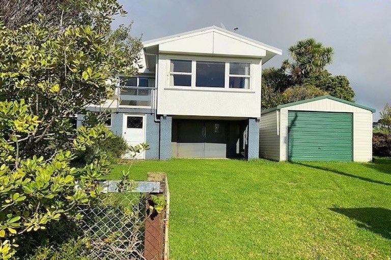 Photo of property in 27 Sergeant Road, Awhitu, Waiuku, 2684