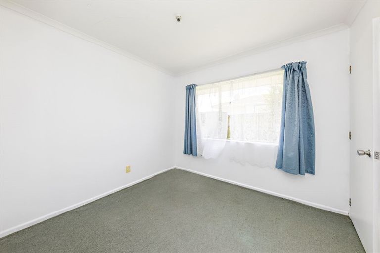 Photo of property in 1/11 Solveig Place, Randwick Park, Auckland, 2105