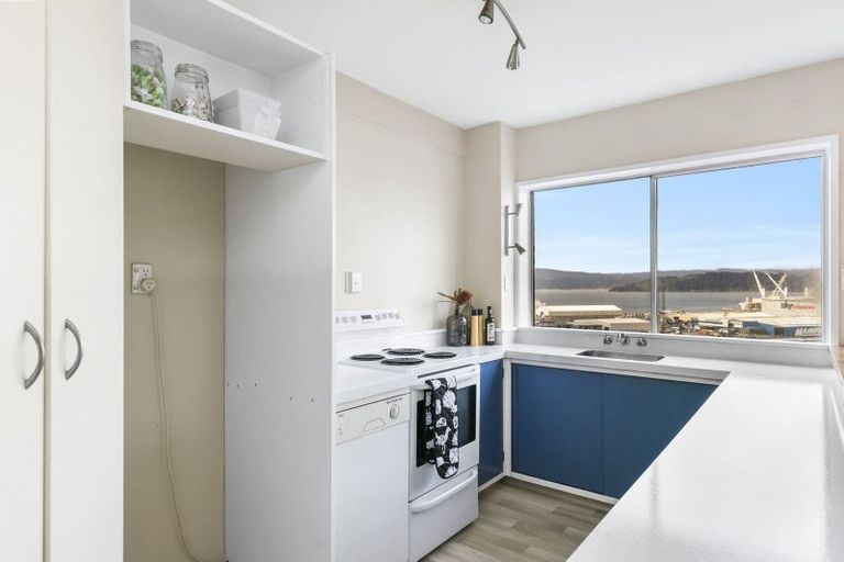 Photo of property in Mansfield Towers, 1 Grant Road, Thorndon, Wellington, 6011
