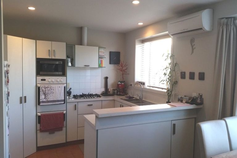 Photo of property in 3/17 Fairfield Avenue, Addington, Christchurch, 8024