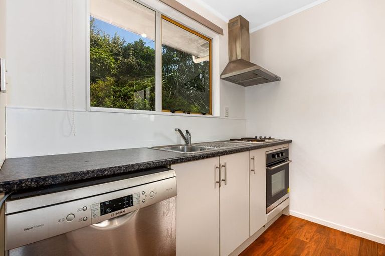 Photo of property in 8 Halyard Place, Whitby, Porirua, 5024