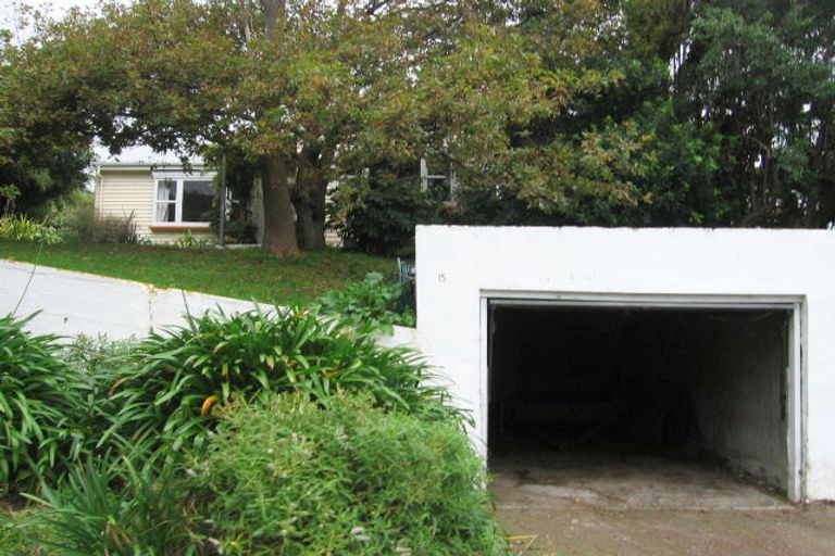 Photo of property in 15 Roy Street, Tawa, Wellington, 5028