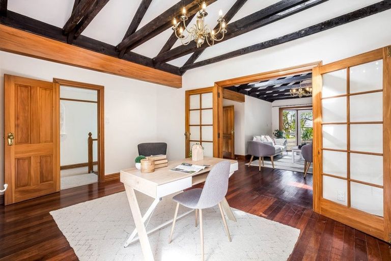 Photo of property in 102a Miromiro Road, Normandale, Lower Hutt, 5010