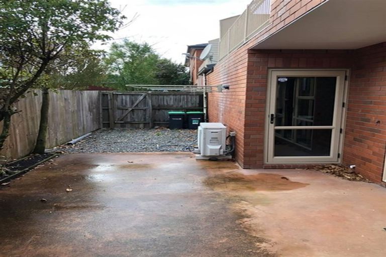 Photo of property in 42b Picton Avenue, Riccarton, Christchurch, 8011