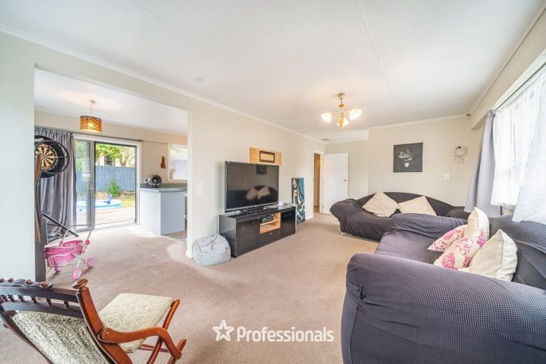 Photo of property in 9 Kairimu Street, Stokes Valley, Lower Hutt, 5019