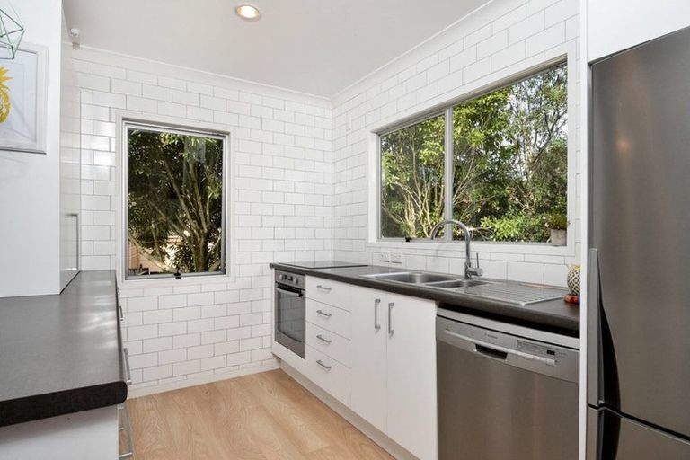 Photo of property in 3 West Harbour Drive, West Harbour, Auckland, 0618