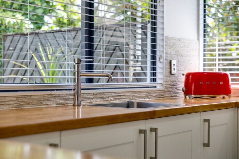 Photo of property in 56 Ian Sage Avenue, Long Bay, Auckland, 0630