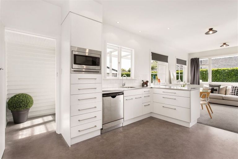 Photo of property in 7 Wallace Street, Bryndwr, Christchurch, 8053