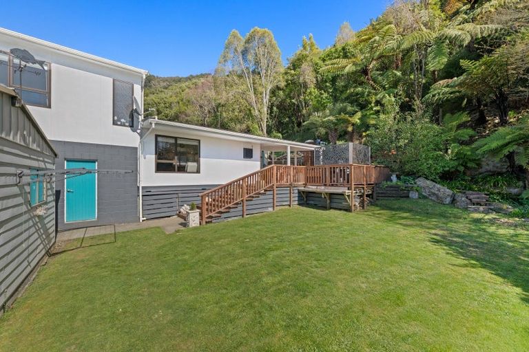 Photo of property in 29 Belview Road, Havelock, Picton, 7281