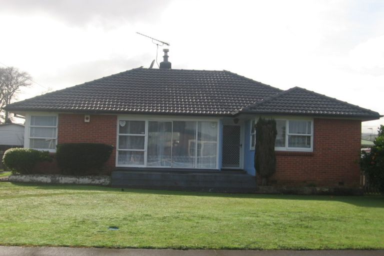 Photo of property in 18 Orion Street, Papakura, 2110