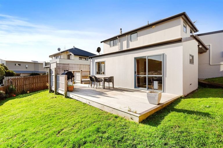 Photo of property in 13 Nether Green Crescent, Johnsonville, Wellington, 6037