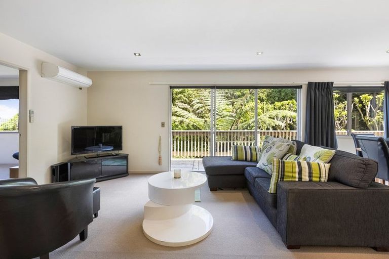 Photo of property in 51b Maungaraki Road, Korokoro, Lower Hutt, 5012