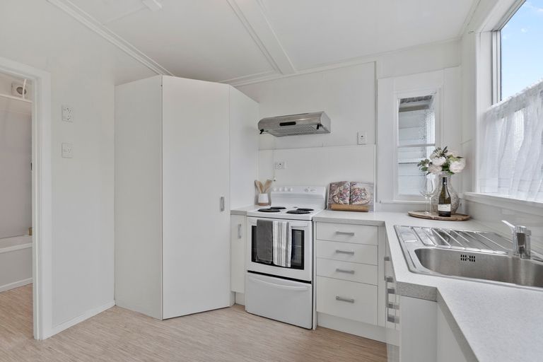 Photo of property in 22 Eynon Road, Morrinsville, 3300