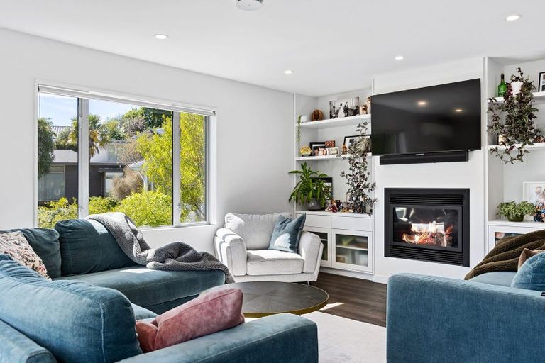 Photo of property in 61a Cashmere Road, Cashmere, Christchurch, 8022