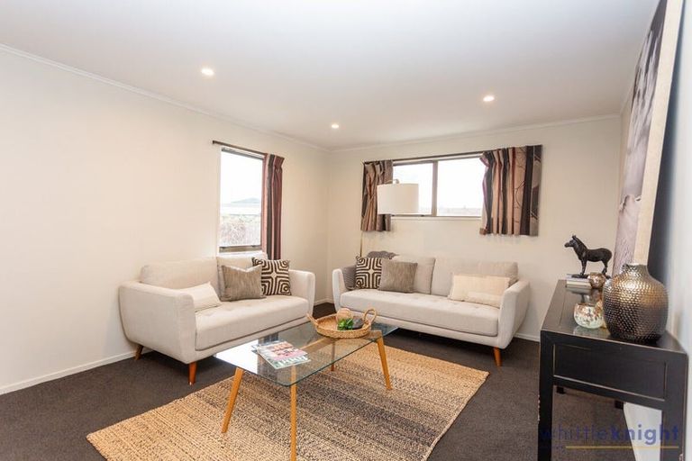 Photo of property in 22 Geraldo Place, Russley, Christchurch, 8042