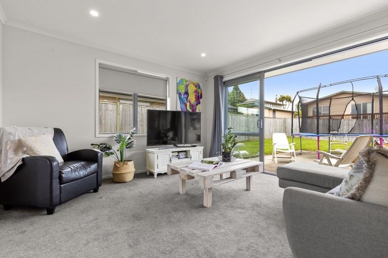 Photo of property in 20 Glennron Lane, Waiuku, 2123