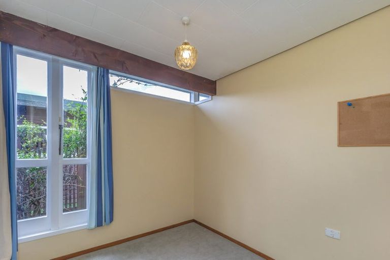 Photo of property in 2 Halsey Street, Levin, 5510