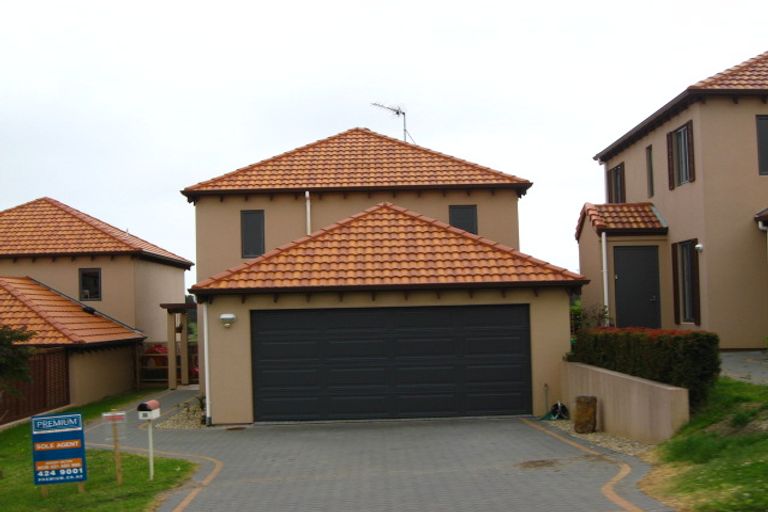 Photo of property in 25 Alverna Heights View, Gulf Harbour, Whangaparaoa, 0930