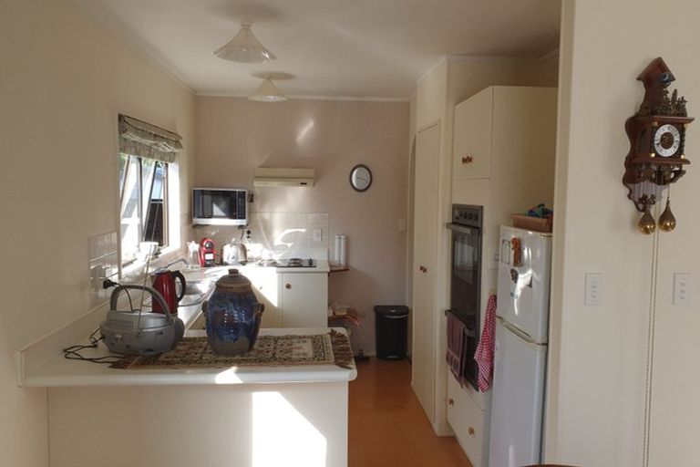 Photo of property in 37 Oriwa Crescent, Otaki, 5512