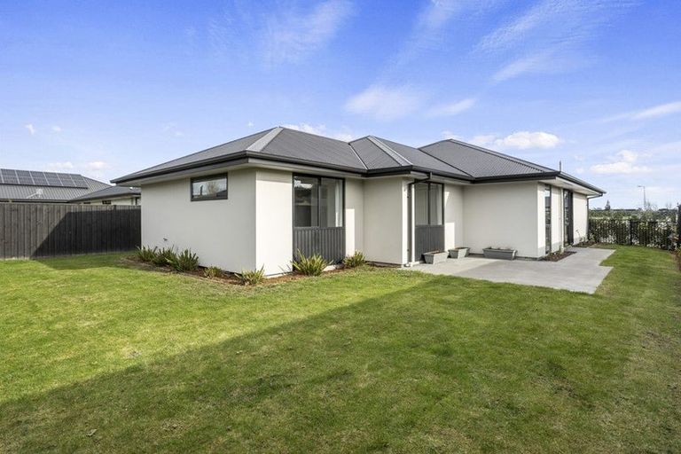 Photo of property in 39 Salisbury Avenue, Rangiora, 7400