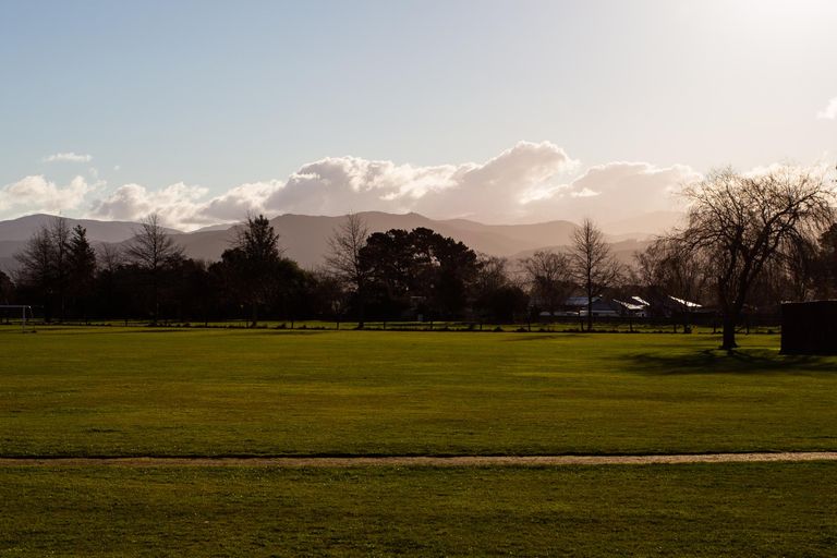 Photo of property in 12 Wyndham Street, Carterton, 5713