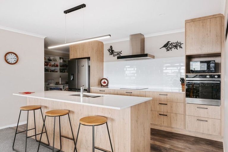 Photo of property in 44 Ridge Drive, Omokoroa, 3114