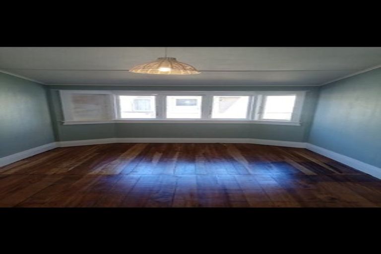 Photo of property in 5 Raeburne Street, Te Awamutu, 3800