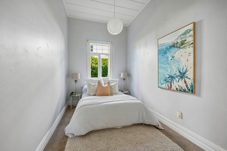 Photo of property in 5 Allenby Avenue, Devonport, Auckland, 0624