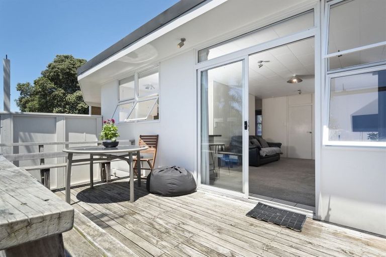 Photo of property in 4 Tahara Crescent, Mount Maunganui, 3116