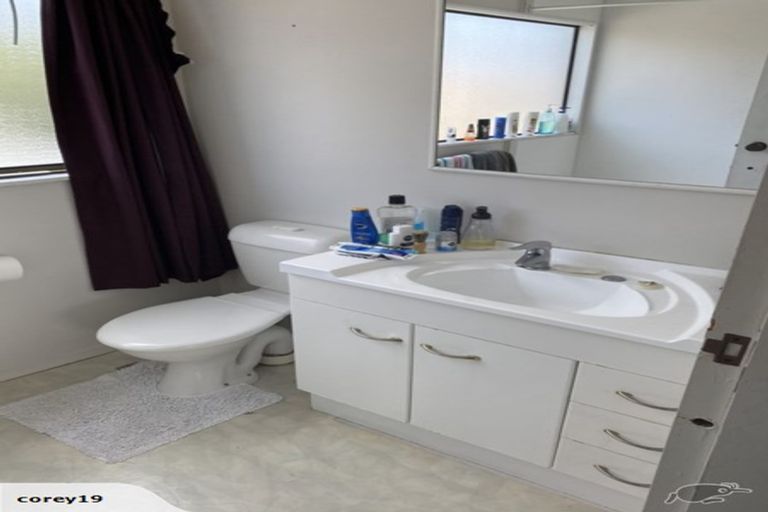 Photo of property in 1/37a Bracken Road, Paparangi, Wellington, 6037