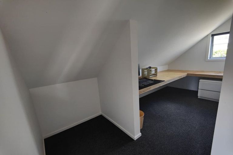 Photo of property in 2/146 Soleares Avenue, Mount Pleasant, Christchurch, 8081