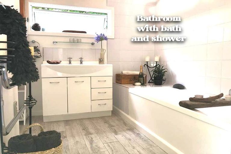 Photo of property in 1 Seaward Drive, Amberley, 7481